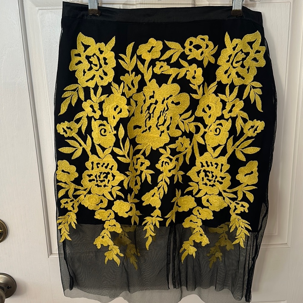 Ark & Co - Black Silk Skirt with Yellow Embroidered Organza. GORGEOUS!!  Size L
